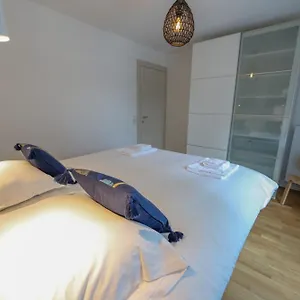 Le - 1-bedroom With Private Garage Appartement